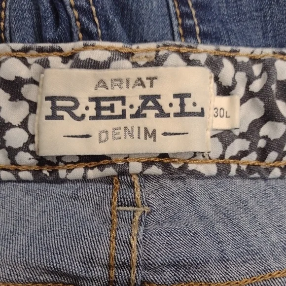 Ariat R-E-A-L Women's boot Cut Blue Jeans Western, Festival, Farm. - Picture 2 of 12